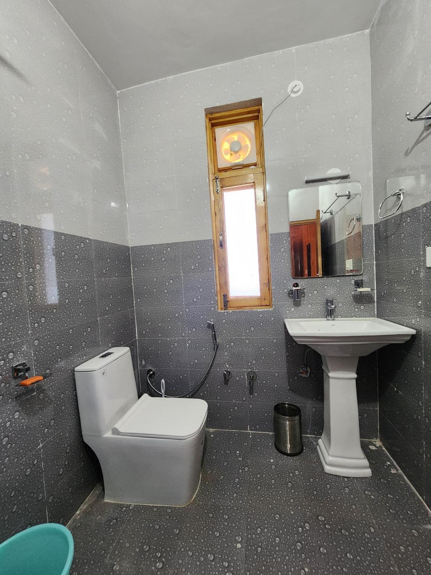 River View Villa Bīr Екстериор снимка