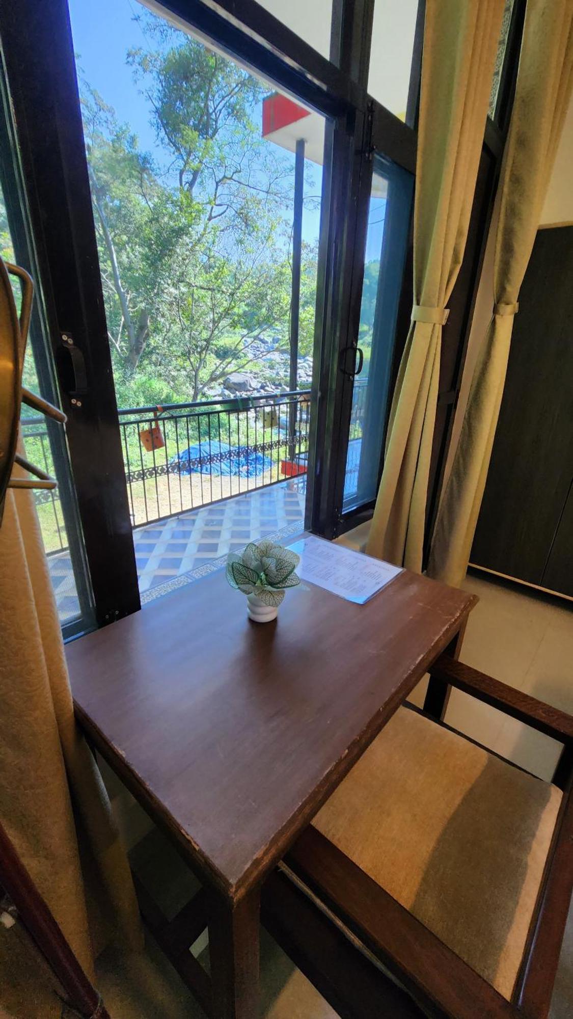 River View Villa Bīr Екстериор снимка