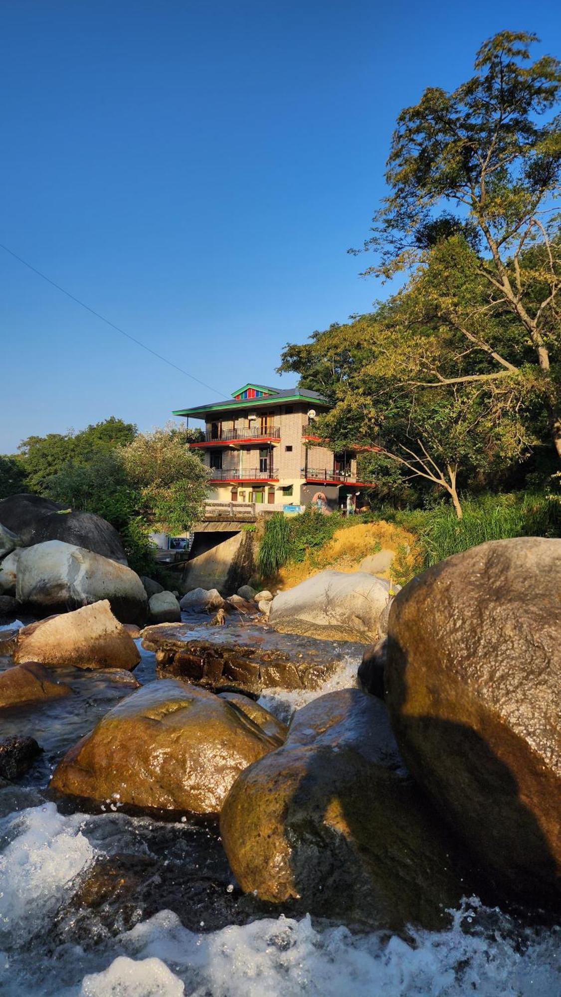 River View Villa Bīr Екстериор снимка